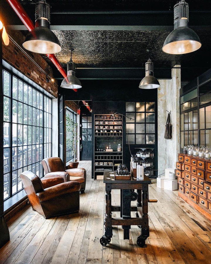 London Café