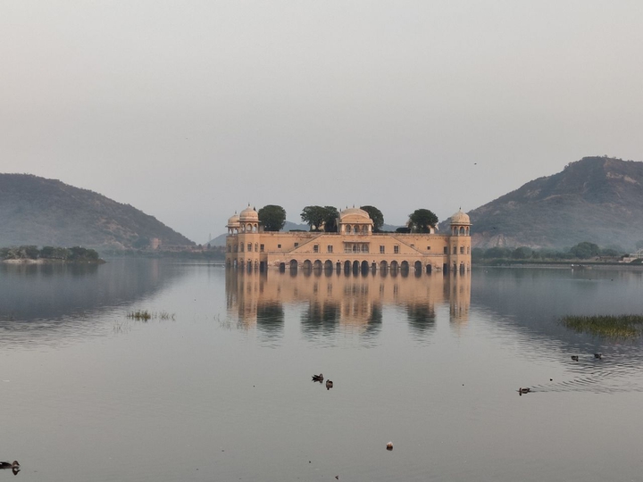MAJESTIC JAL MAHAL