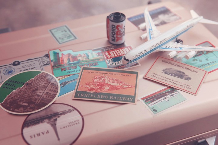Let's go travel.