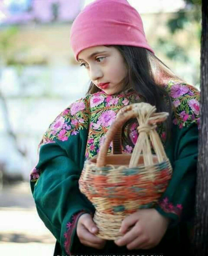 kashmiri girl