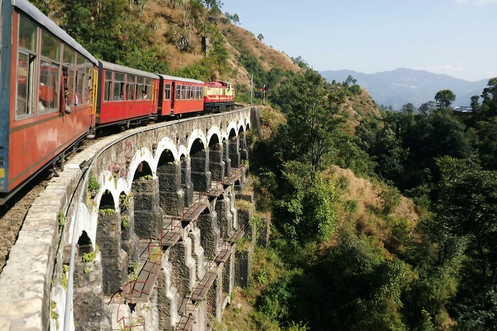 train to shimla...