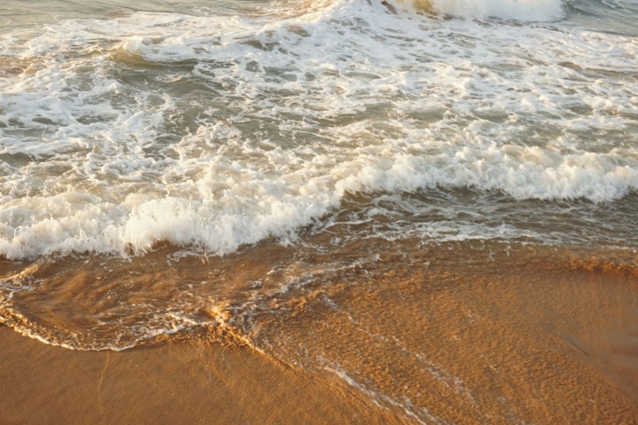 wave in mostaganem Algeria