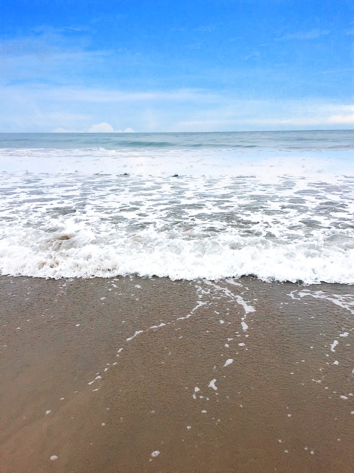 Looking the sea