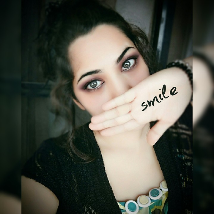 smile keeps ur day fresh