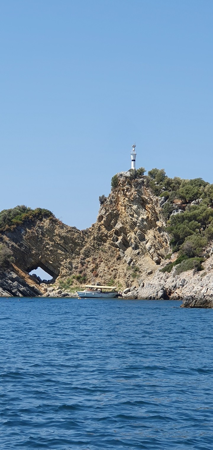 море