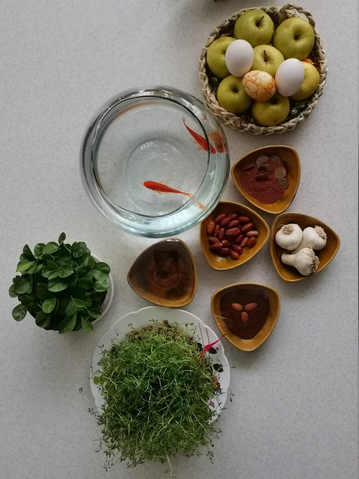 New Year in Iran we call Nourooz and make that with 7 pieces