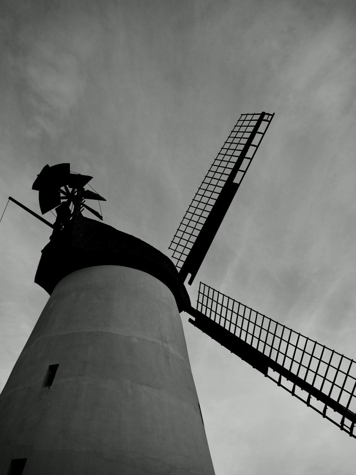 Mühle, Himmel, Wolken, Grau