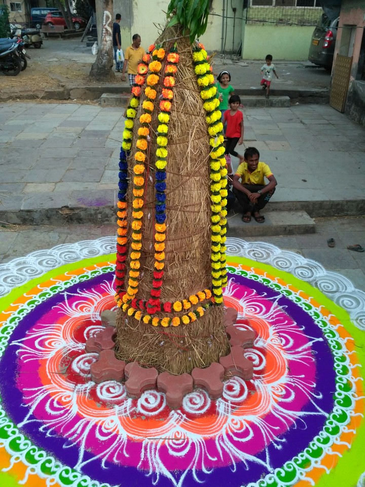 holi