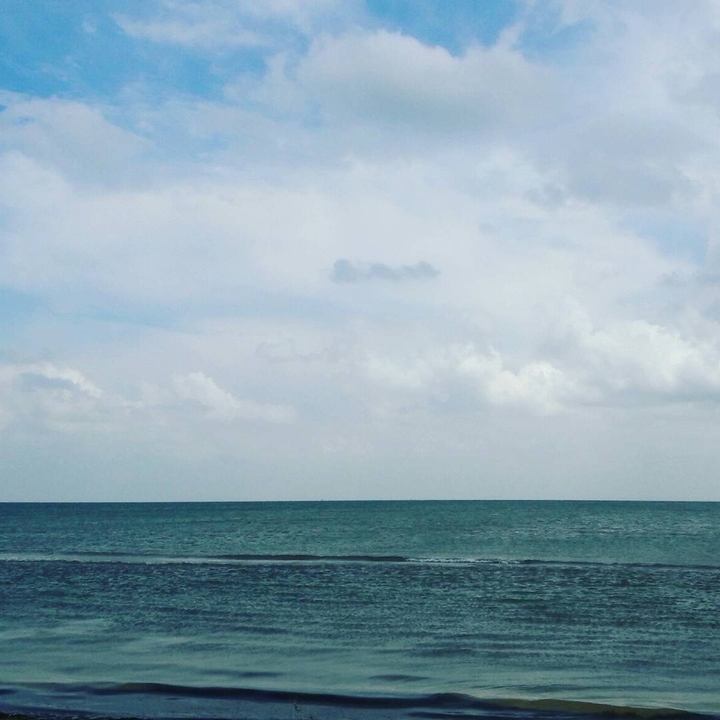Море