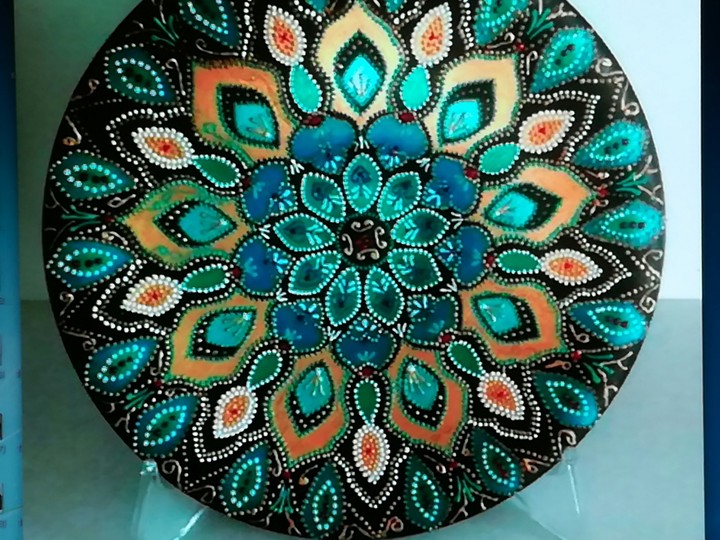 the point on the pottery