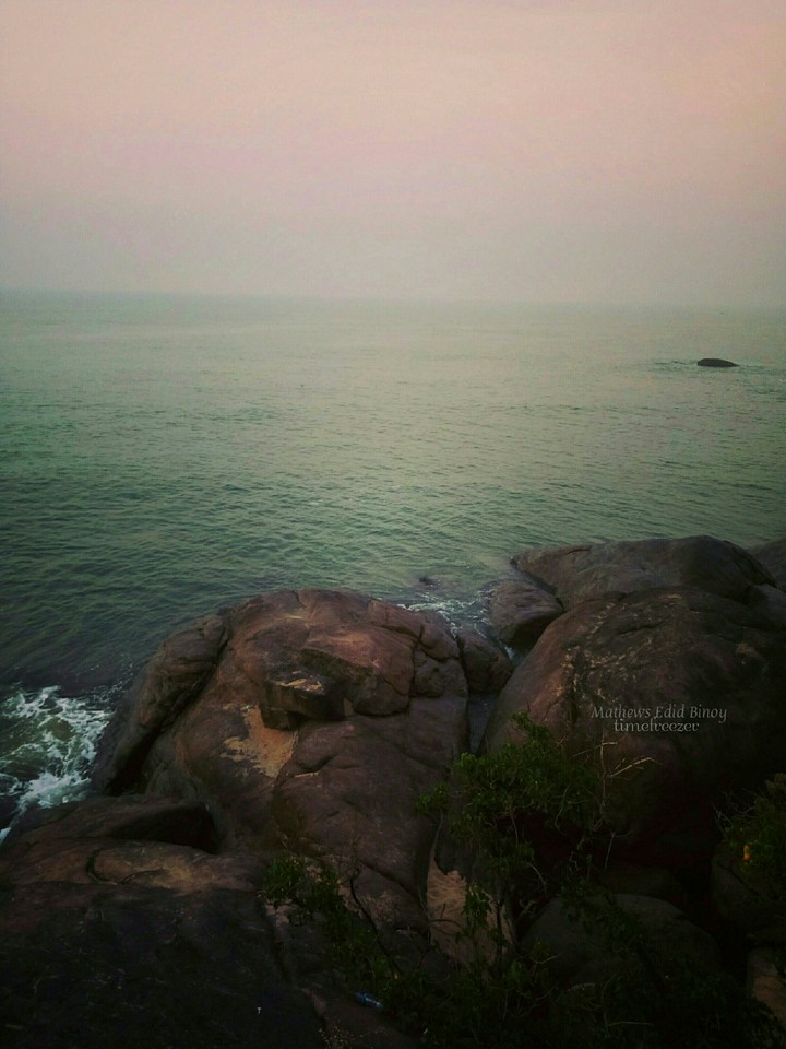 Morning at the beach in mangalore, ullal