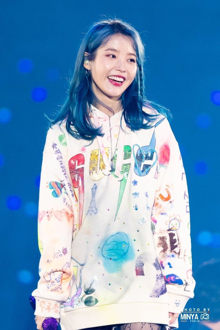 IU