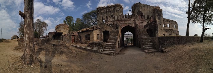Nihargarh Fort(Panorama)