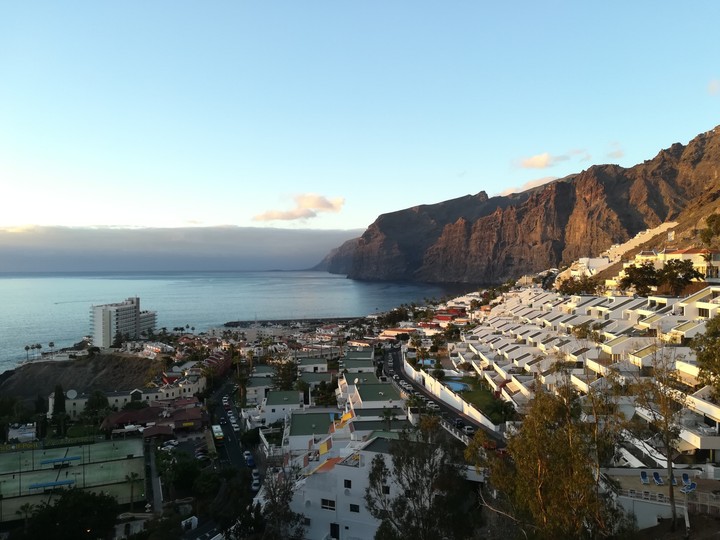 Los Gigantes