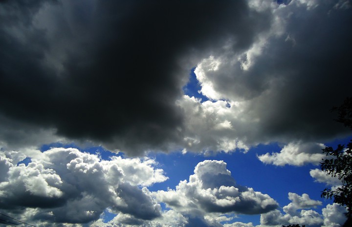 nubes sombrías