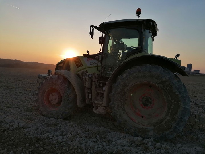 tractor