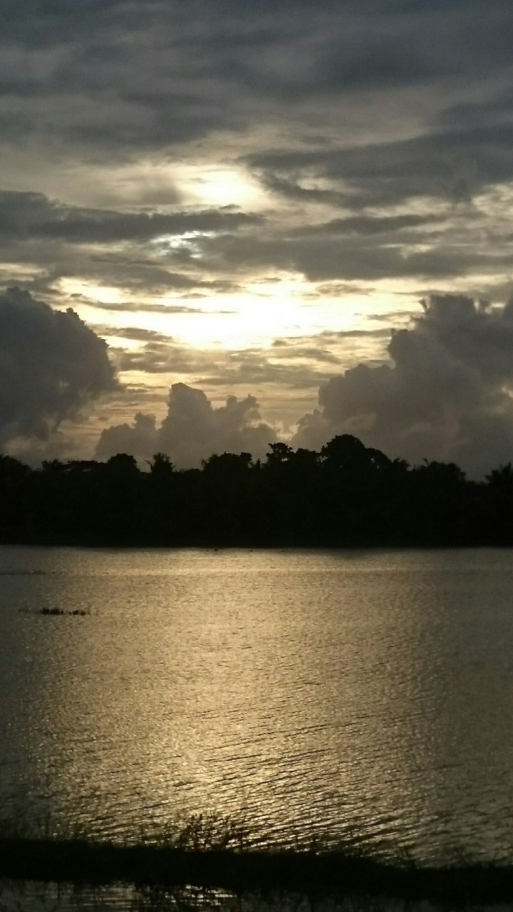sky and the river wanna say by to sun.plz like the pictures
