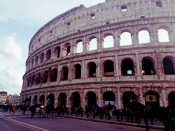 il colosseo Roma