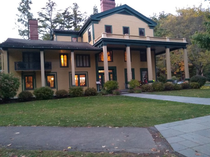 Glen Iris Inn