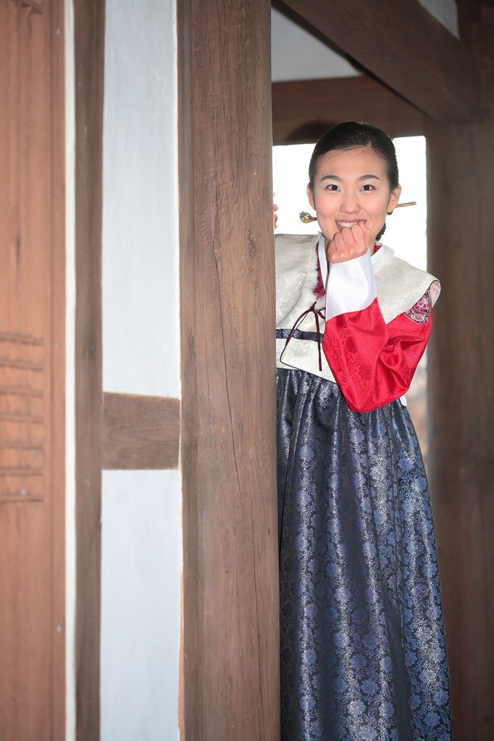 Couple in Korean Dress II