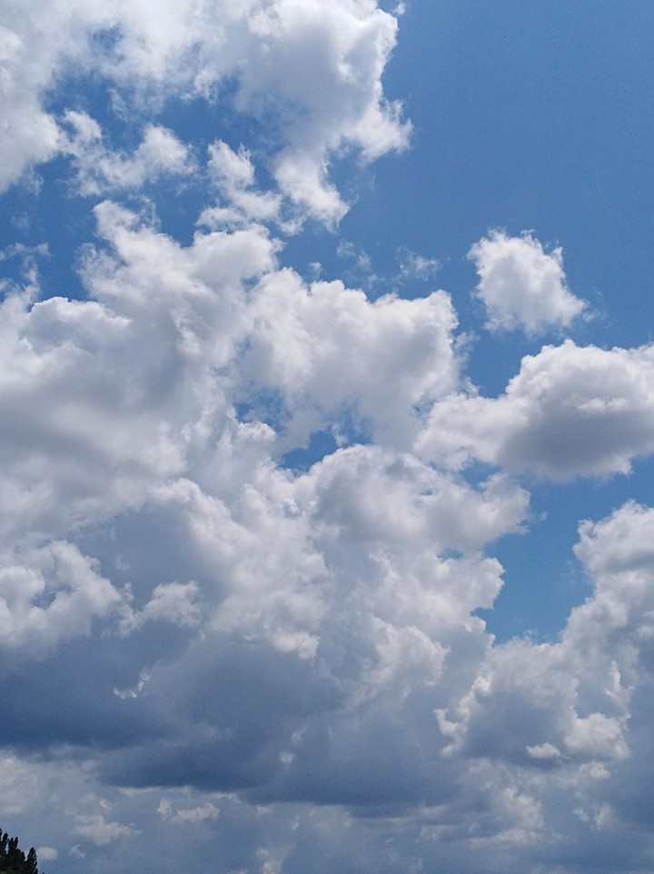 sky.