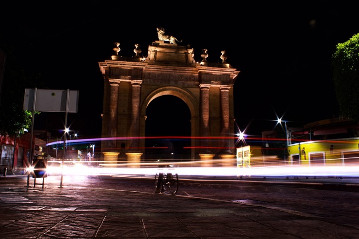 calzada de león.