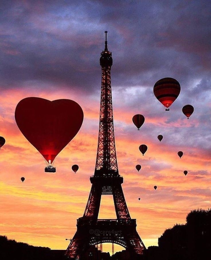 Eiffel Tower