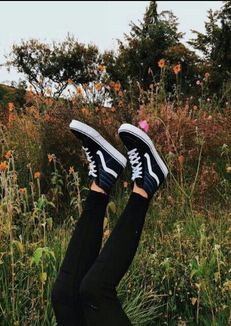 SPut your feet up and stay awhile