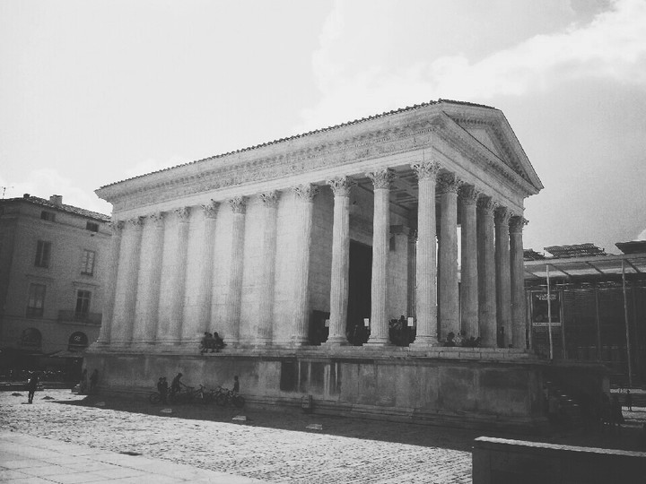 Agora