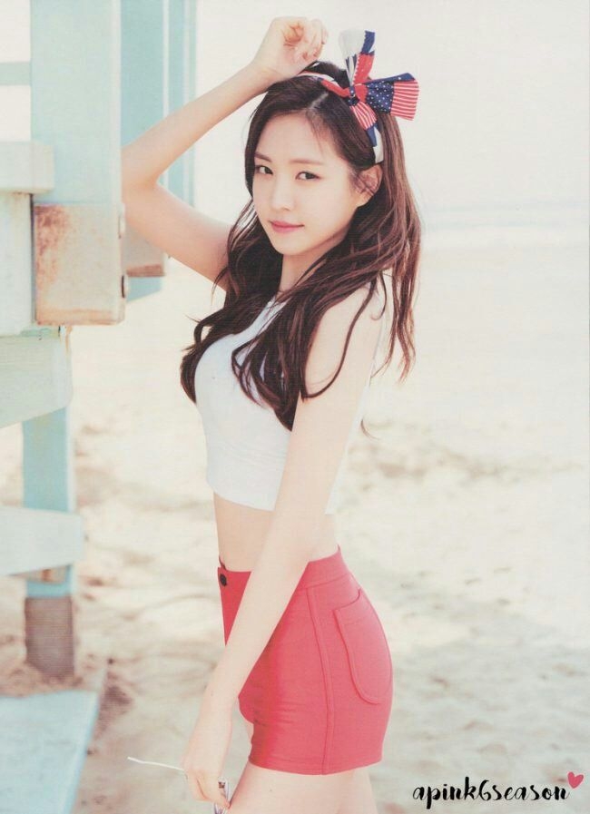 Son Na-Eun