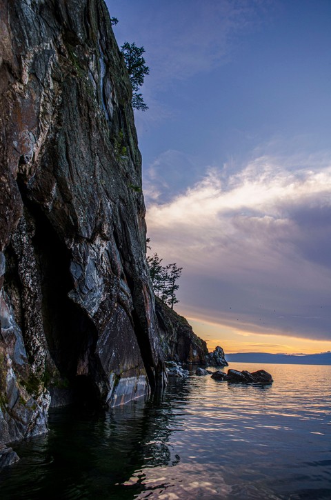 Cliff, 黑色壁纸