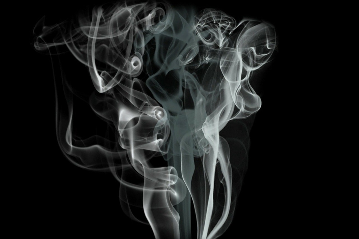 smokes