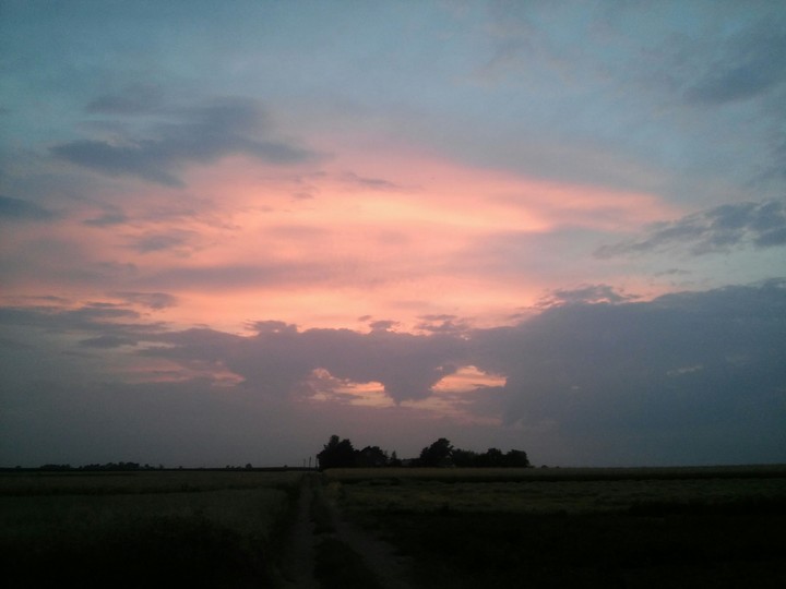 Evening's sky