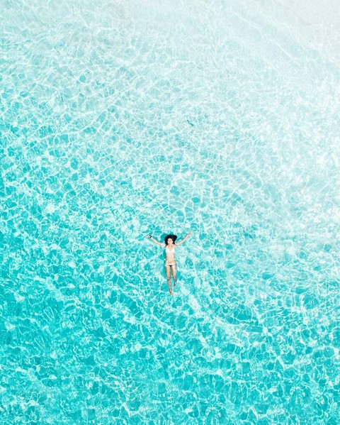 Pink Beach, Komodo Island - Indonesia