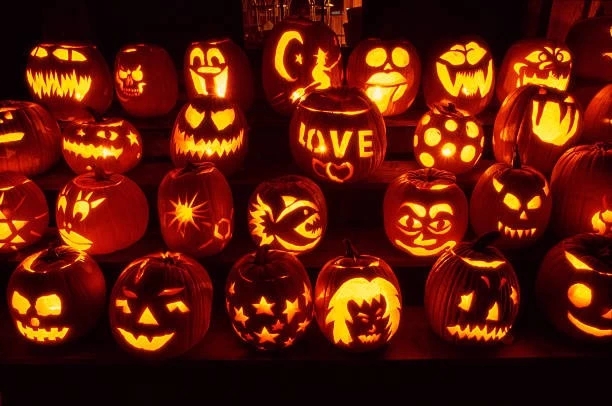 all kinds of Jack o' lanterns