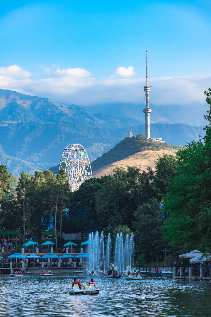 парк Горького Алматы