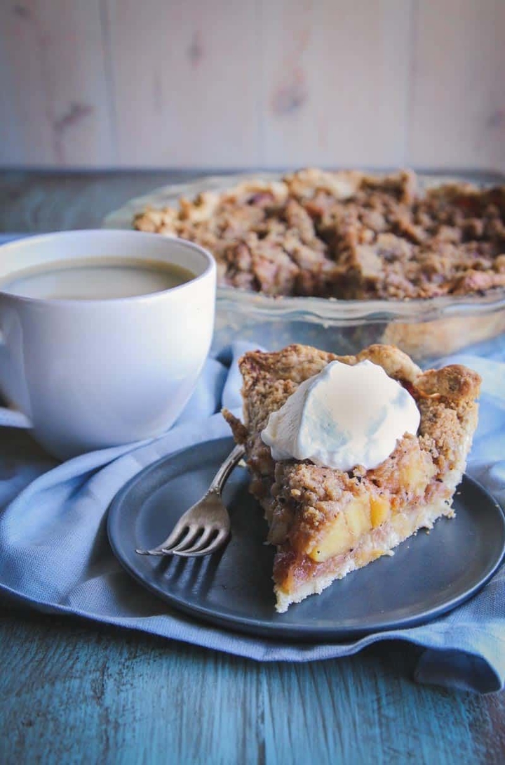 coffee & apple pie