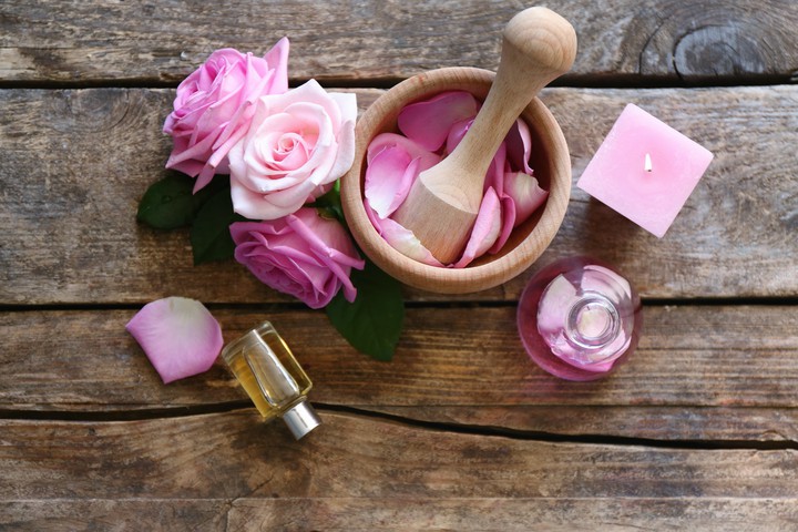 Spa Ingredients, Roses, Mortar and pestle