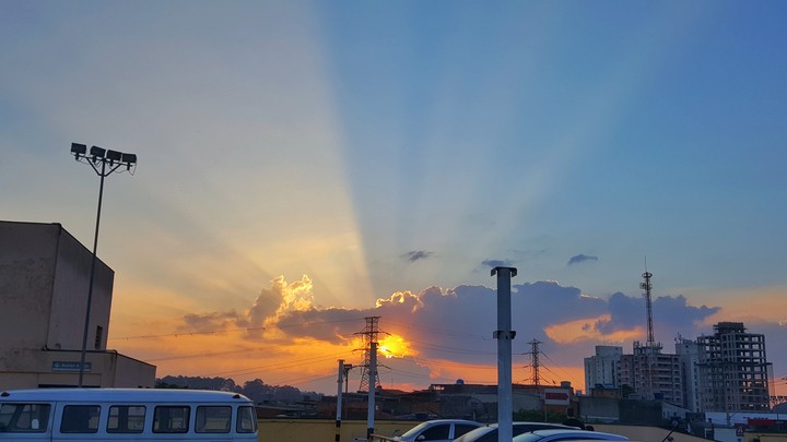 pôr-do-sol