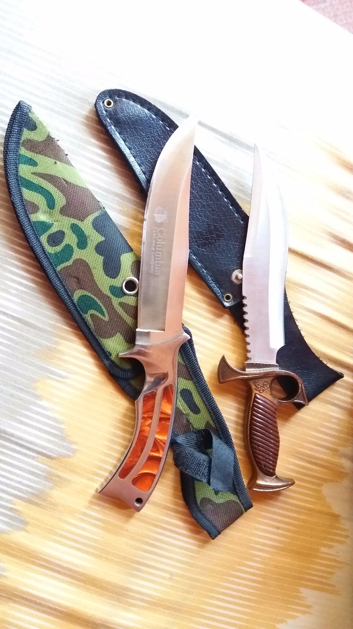 knives