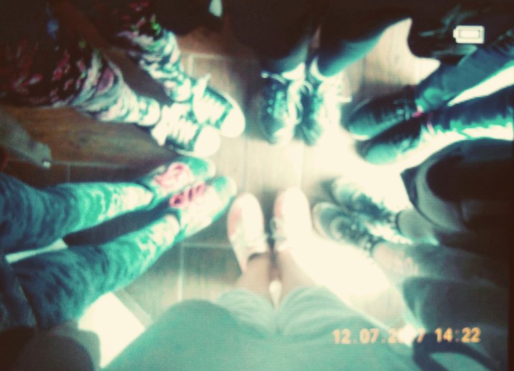 Schoes