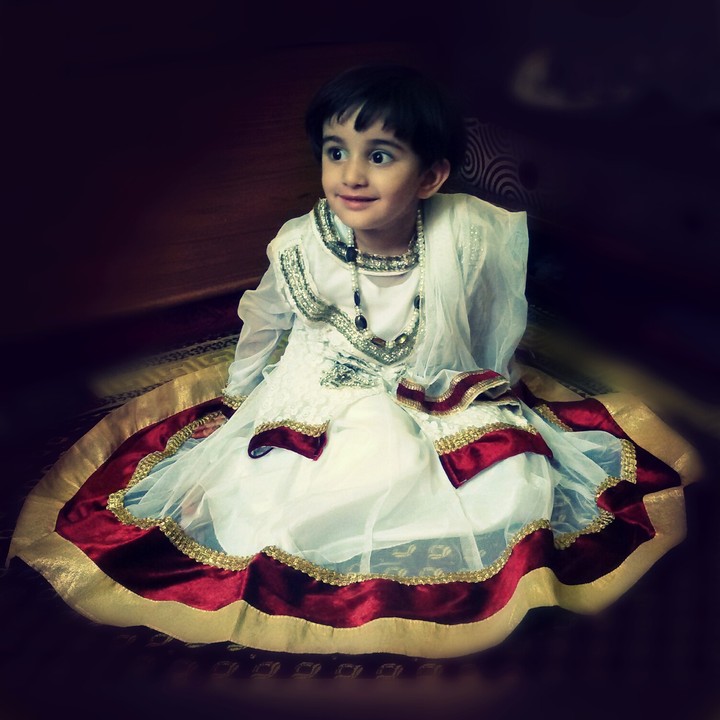zehra traditional look