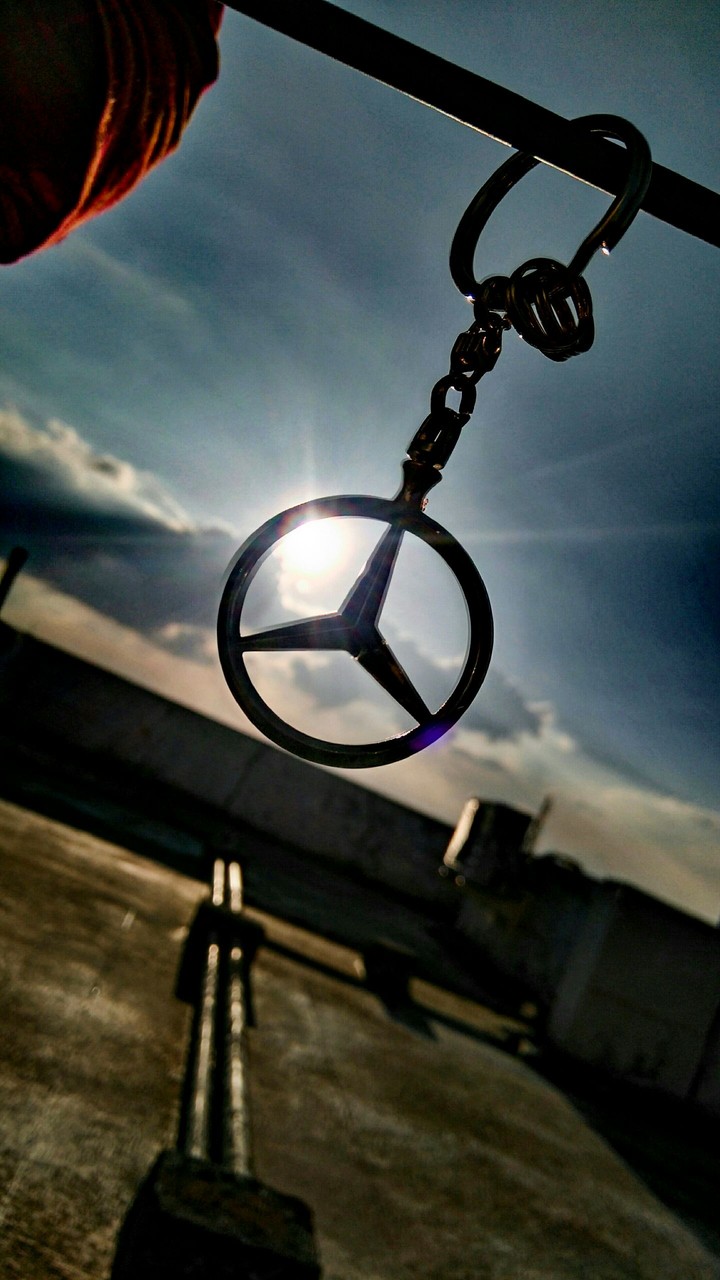 Mercedes Benz