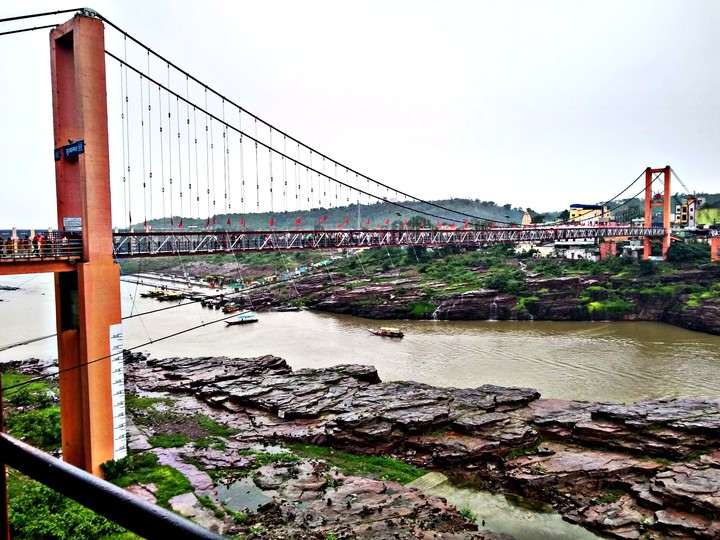 Suspensions bridge
