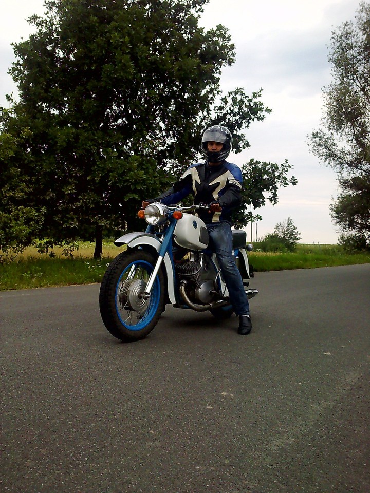 Motorcycle IZ