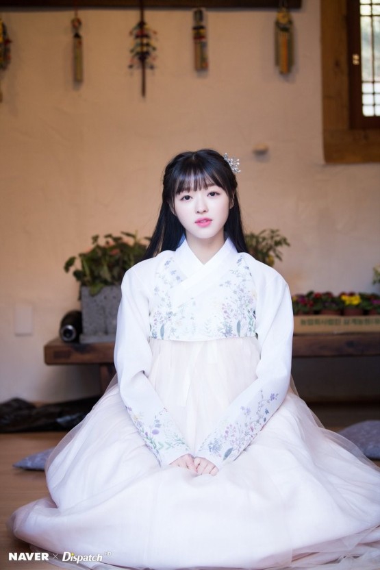 한복입은 귀여운 아리니