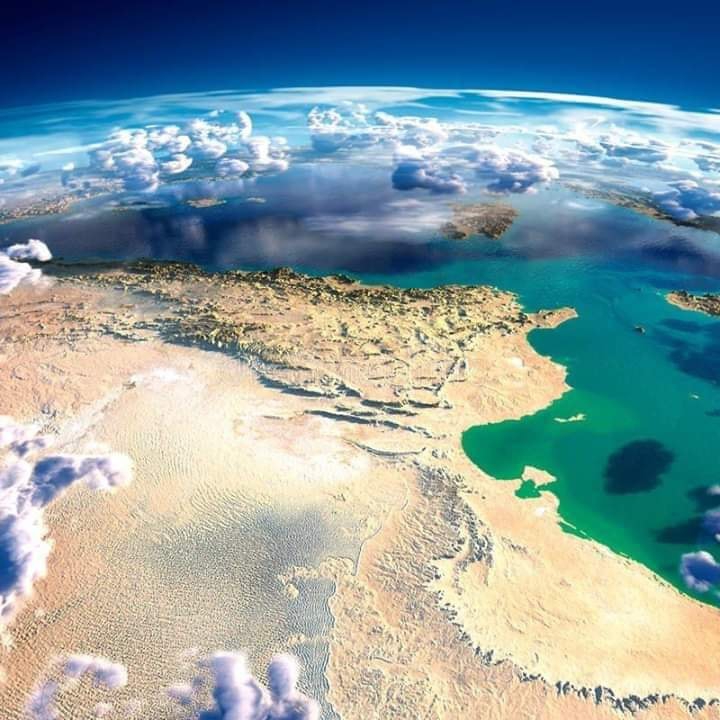 تونس من الفضاء
