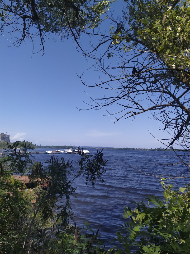 река