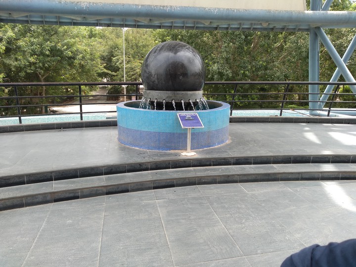 SCIENCE CITY