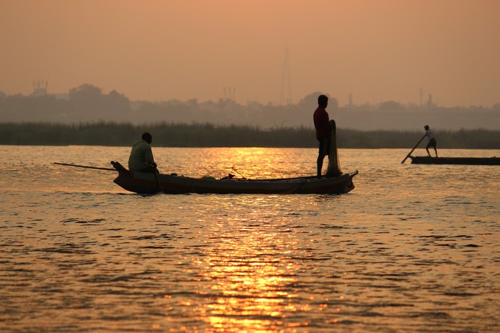 Sunrise at River Krishna #Vijayawada #canon700d #fishermen